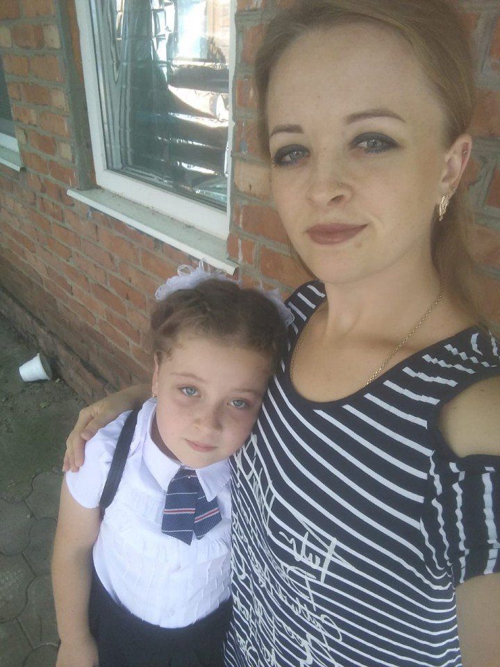 Ученица 2 Б класса Новоселецкая Юлия и ее мама Анастасия